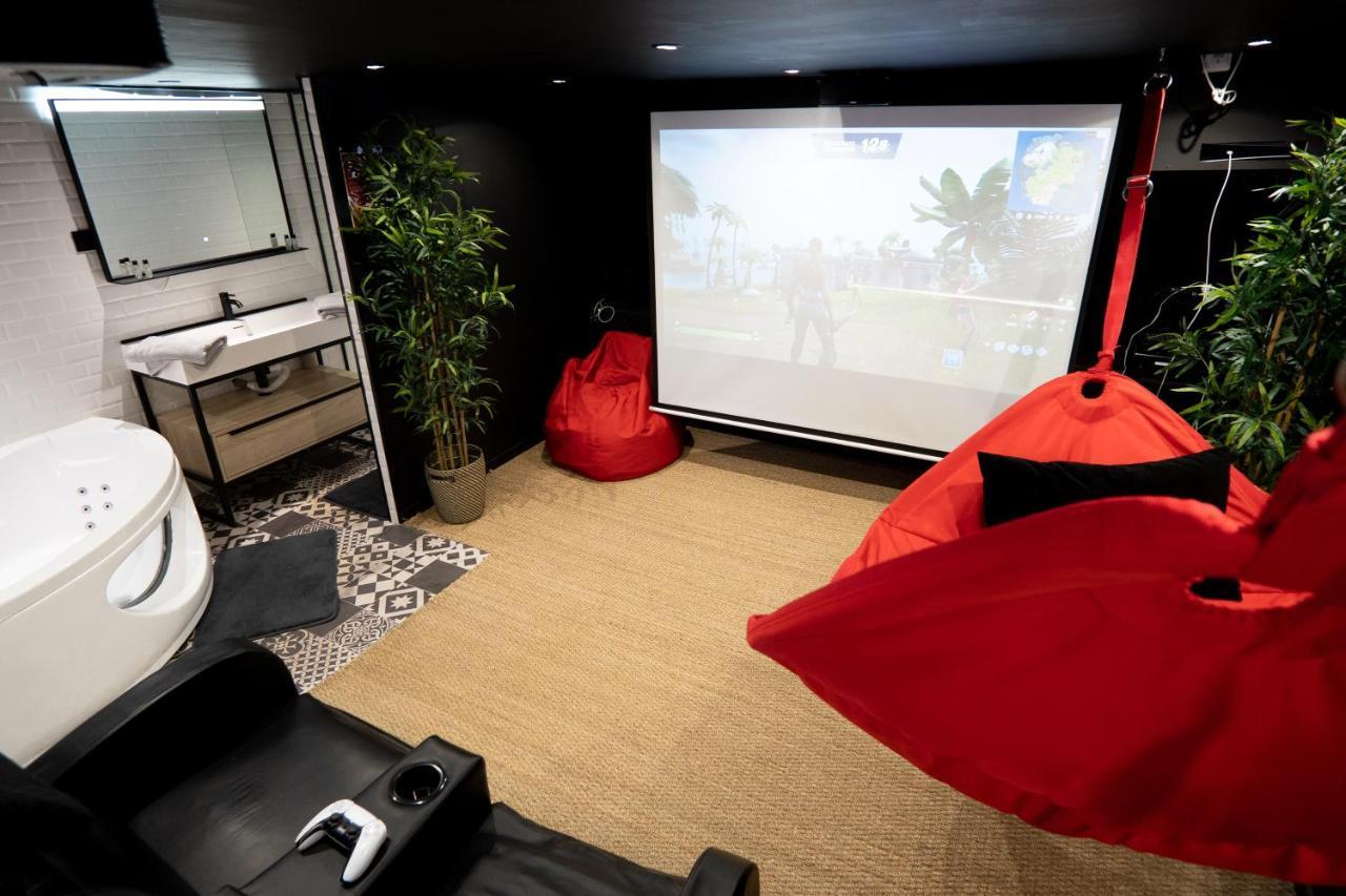 Capsule Cinema - Balneo Home Cinema Playstation 5 Valenciennes Eksteriør billede