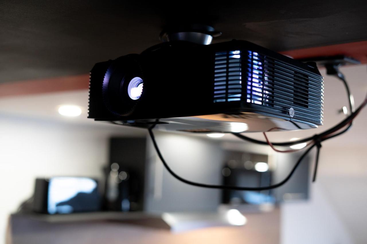 Capsule Cinema - Balneo Home Cinema Playstation 5 Valenciennes Eksteriør billede