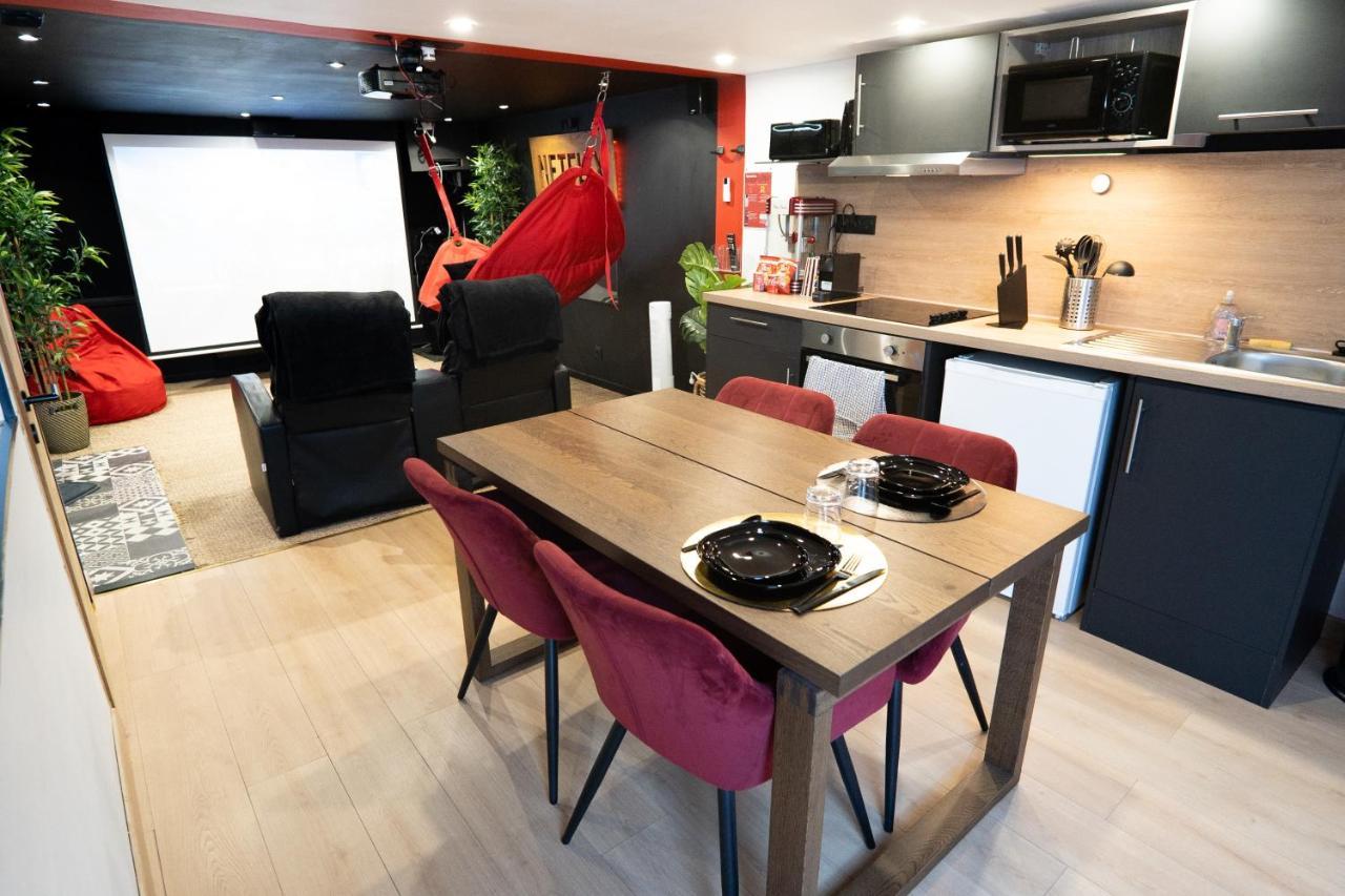 Capsule Cinema - Balneo Home Cinema Playstation 5 Valenciennes Eksteriør billede